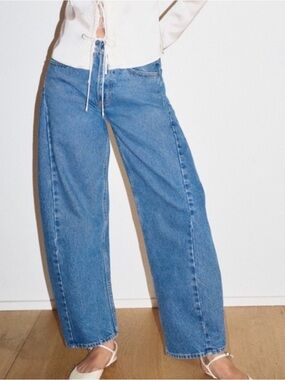 Abercrombie Classic Mid Rise Barrel Denim Jeans